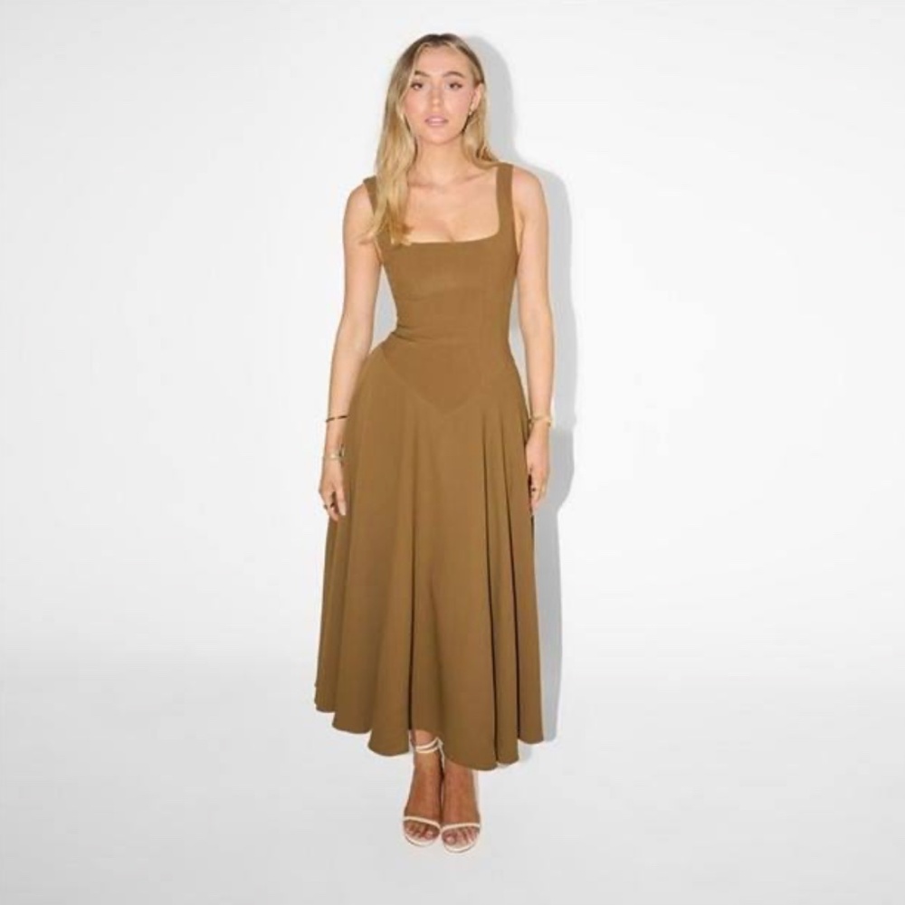 OddMuse - The Ultimate Muse Low Waist Square Neck Midi Dress